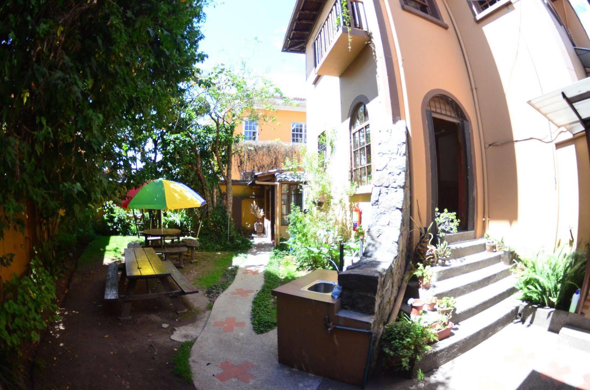 Arupo Bed And Breakfast Quito Luaran gambar